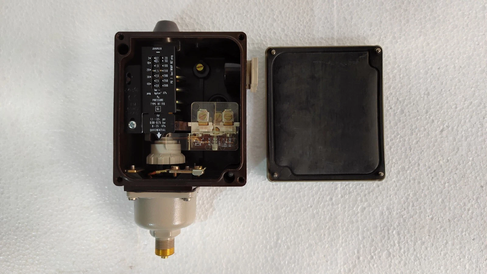 admin/uploads/uploads/danfoss rt 116 switch range 3 bar_9.webp